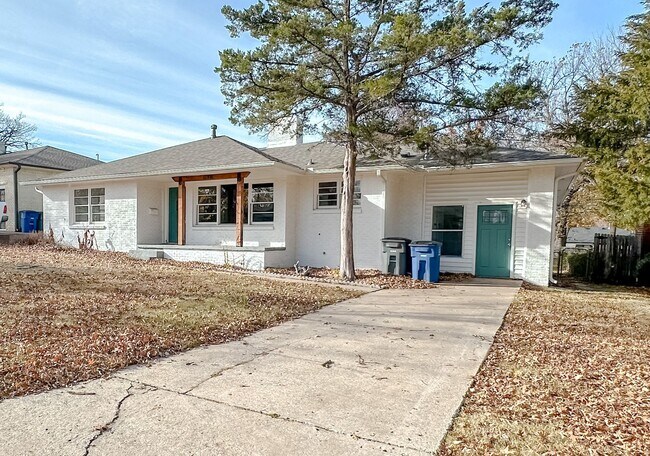 Foto del edificio - Midtown Tulsa: Stunning 4 bedroom 2 bathroom home