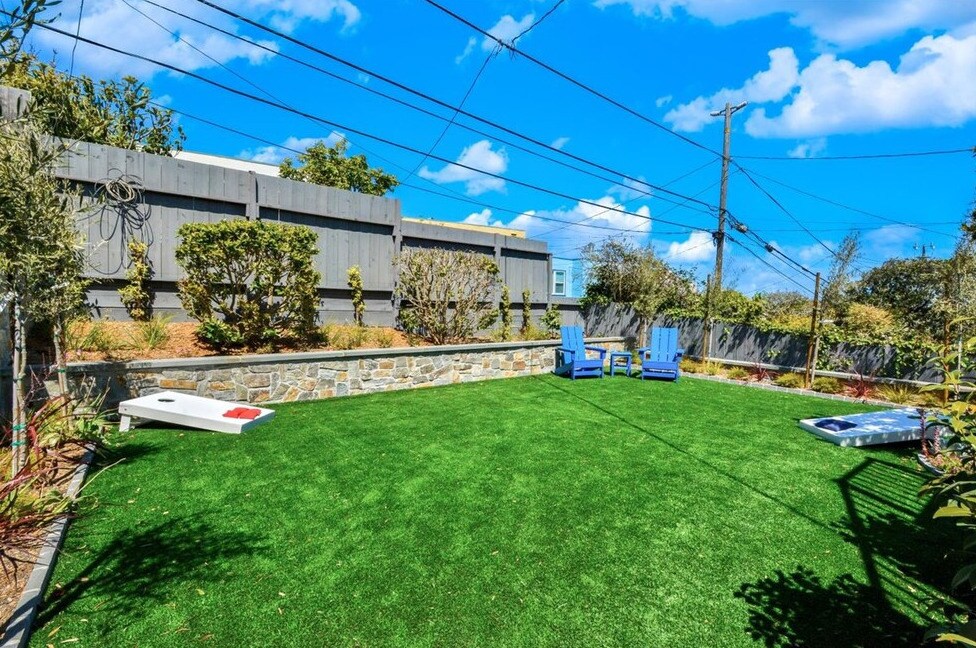 90 Pinehaven Dr