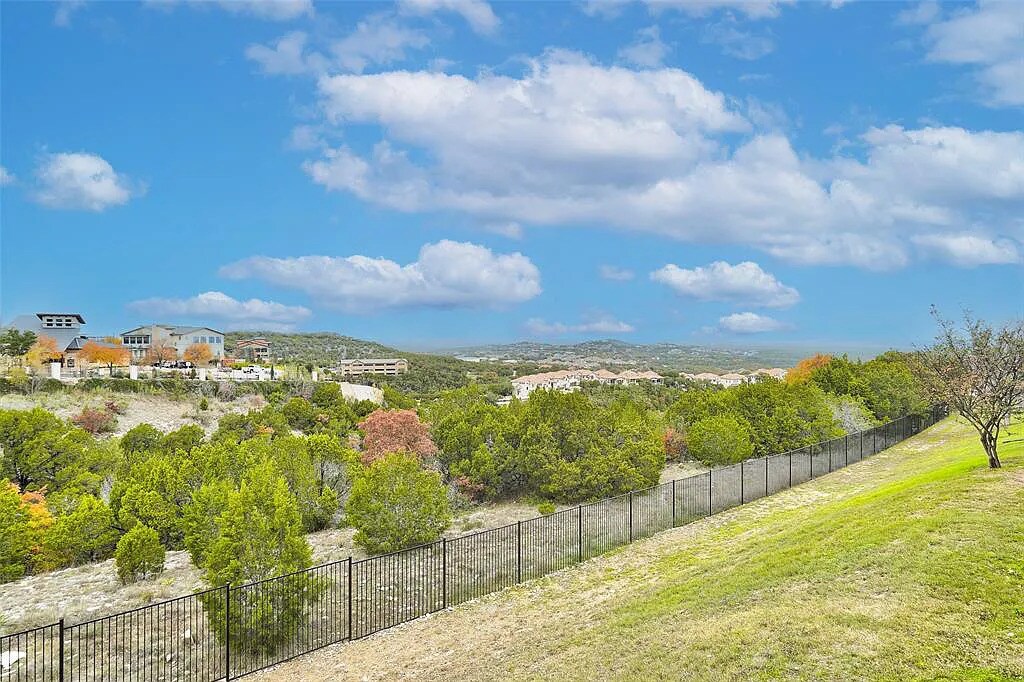 101 Aria Rdg, Lakeway, TX 78738 Townhome Rentals in Lakeway TX