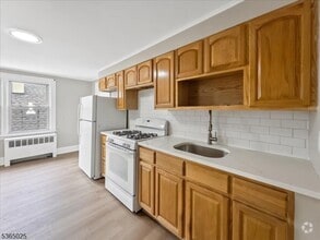 Building Photo - 109 Division Ave