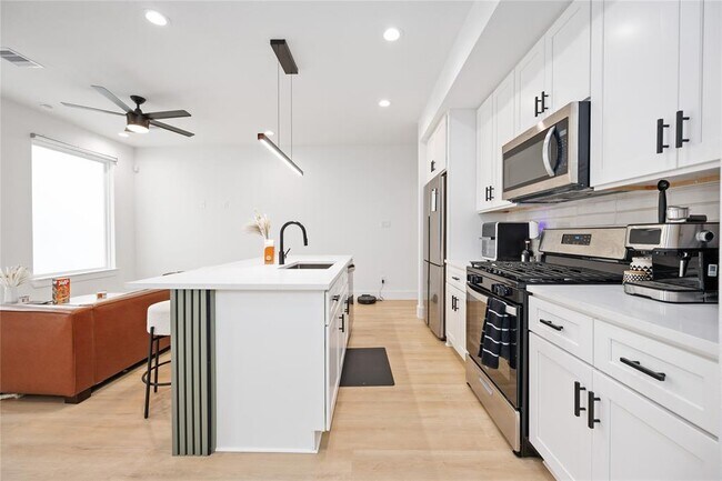 Foto del edificio - 4718 Market St