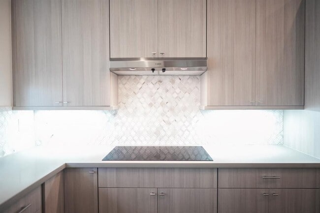 Building Photo - 264 Pullman Ct