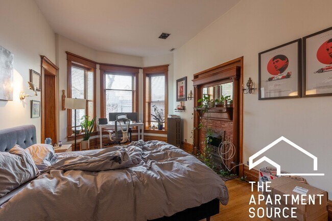 Building Photo - 435 W Saint James Pl
