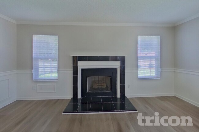 Foto del edificio - 636 Sadler Glen Dr