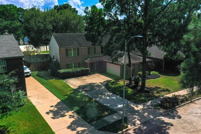 Building Photo - 7702 Highland Farms Rd