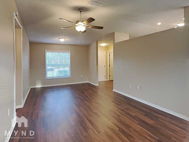 Foto del edificio - 3291 Rocky Ave