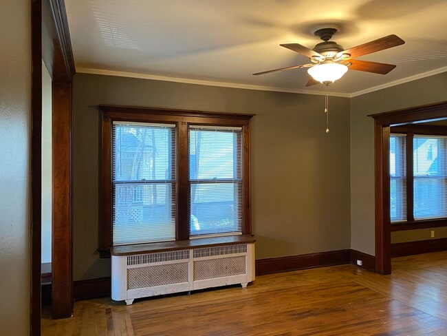 Living Room - N54 W6025 Portland Rd