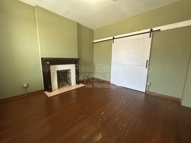 Building Photo - 4415 S Compton Ave