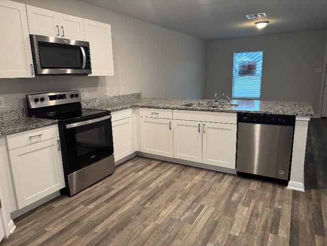 Foto del edificio - 15520 Taylorcrest Dr