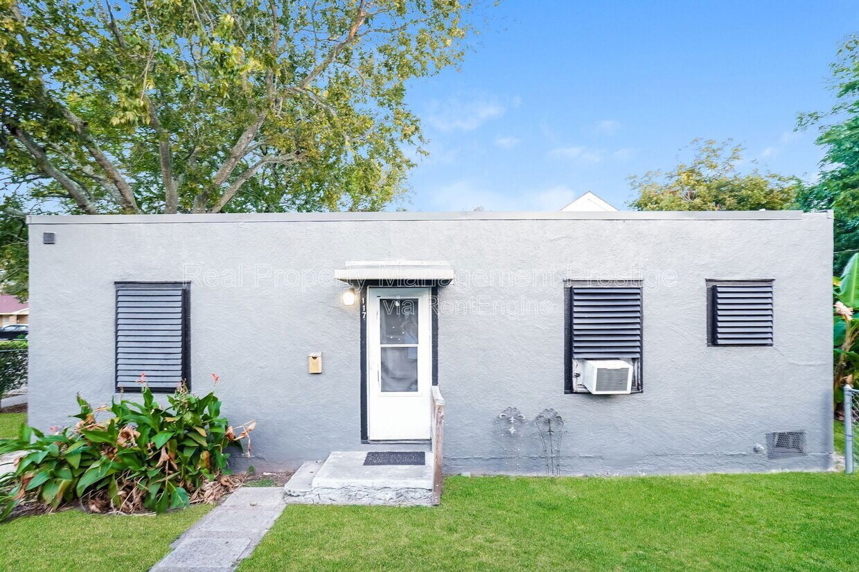 Foto principal - 117 6th Ave N