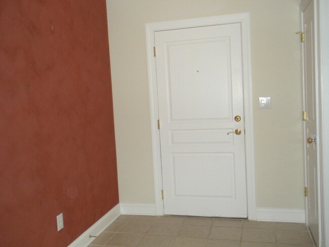 Building Photo - 233 Providence Glen Dr