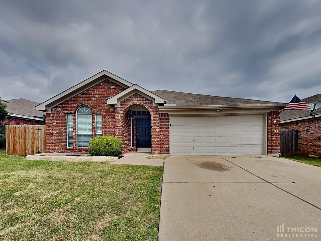 5020 Valley Village Drive Fort Worth TX House Rental in Fort Worth