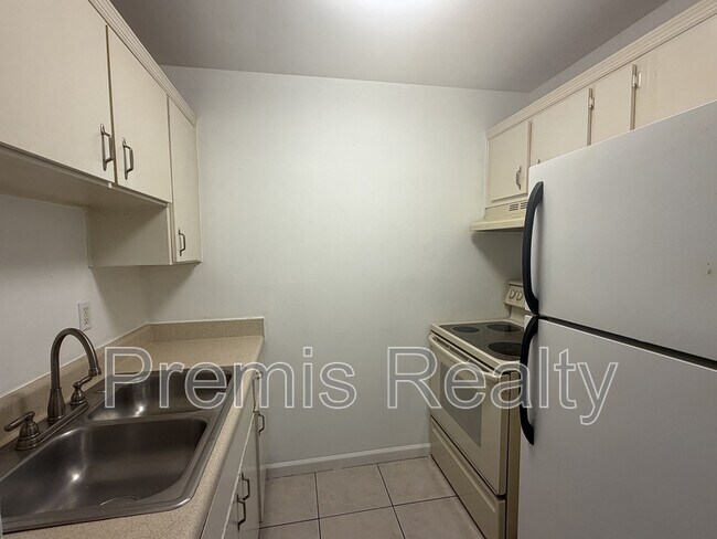 Foto del edificio - 24862 U.S. 19 - 3603