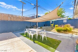 Building Photo - 1531 Commanche Dr