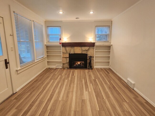 Foto del edificio - 350 SW State St