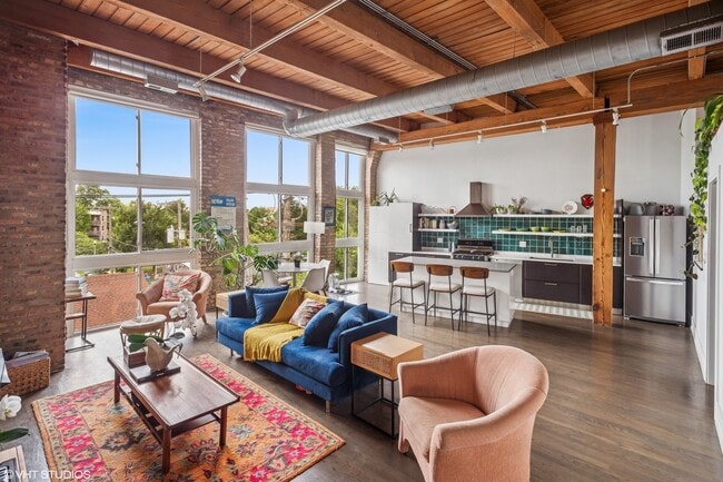 Foto del edificio - 2544 W North Ave