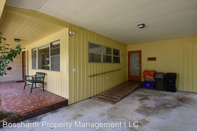 Foto del edificio - 3 br, 2 bath House - 324 NW 30th St.