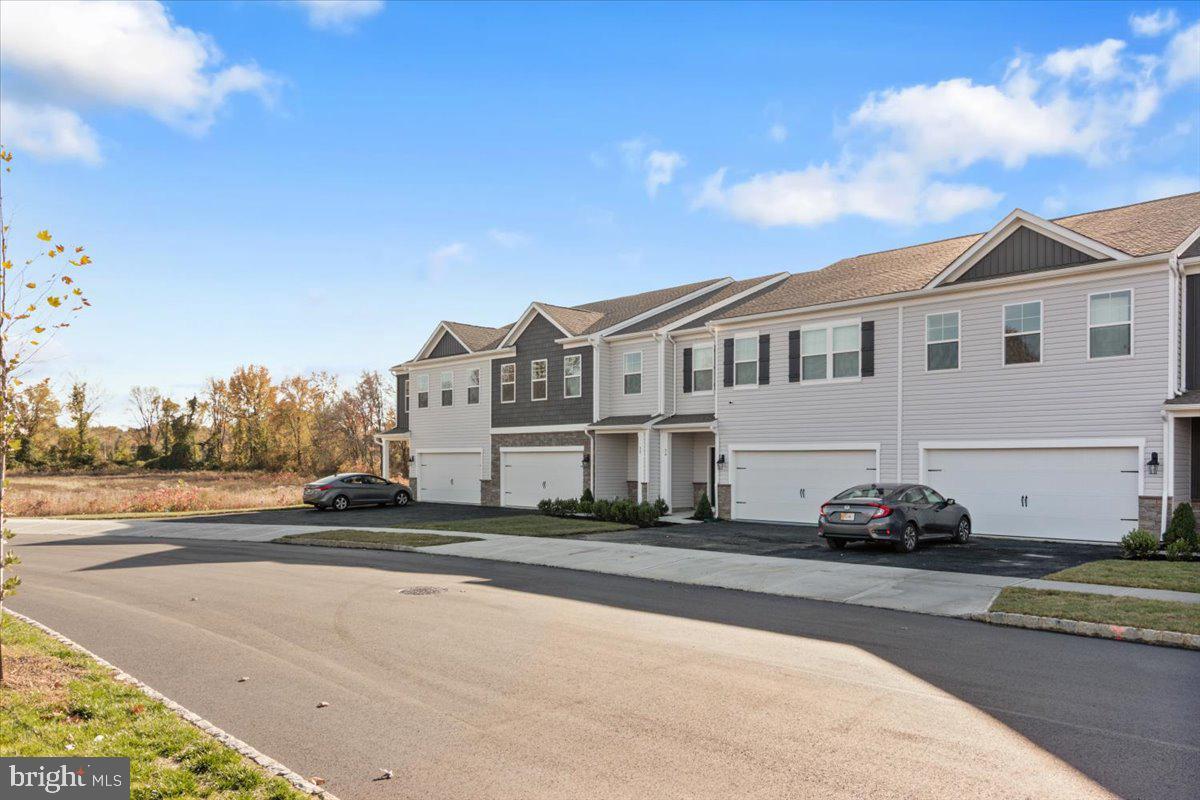 34 Roberta Wy., Medford, NJ 08055 Townhouse for Rent in Medford, NJ