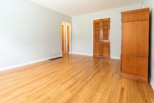 Foto del edificio - 2728 Riedling Dr