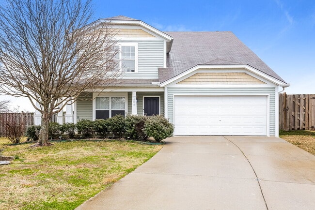 Building Photo - 608 Blossom Hill Dr