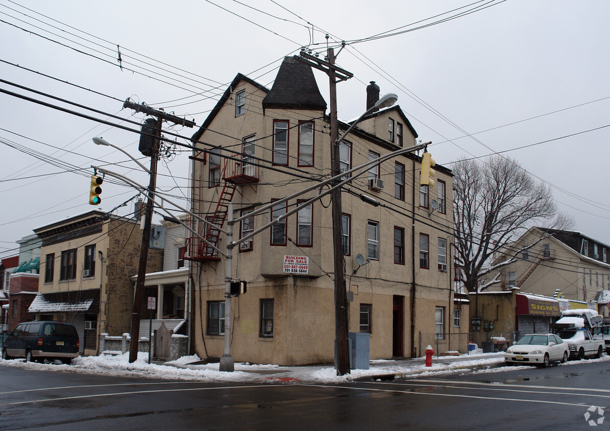 Primary Photo - aka. 3100 Central Ave