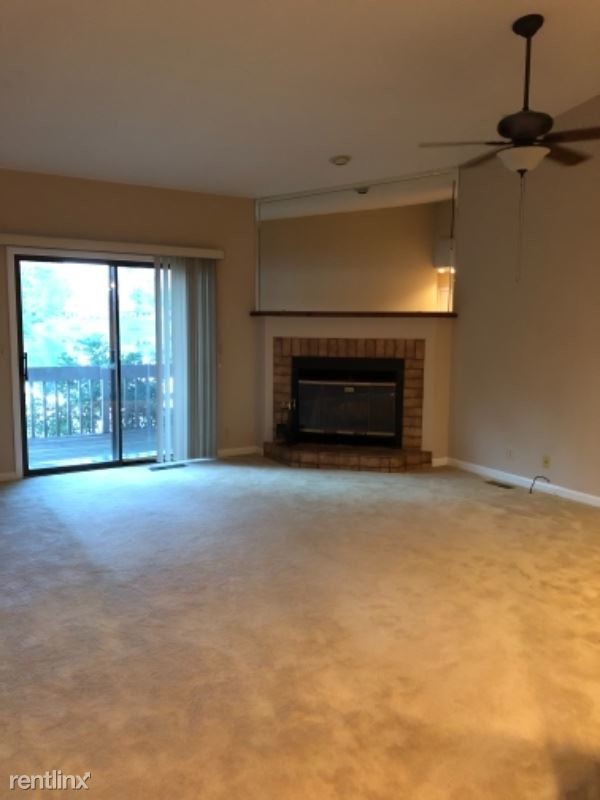 Building Photo - 2 br, 2 bath Condo - 356 Lake Catherine Ln.