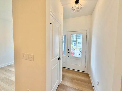 Building Photo - Newly Built 4BD, 3.5BA Northeast Raleigh Townhome in a Great Location