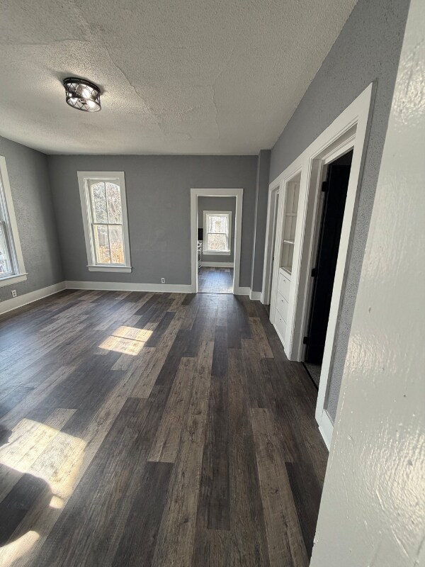 Foto del edificio - 1640 N Main St