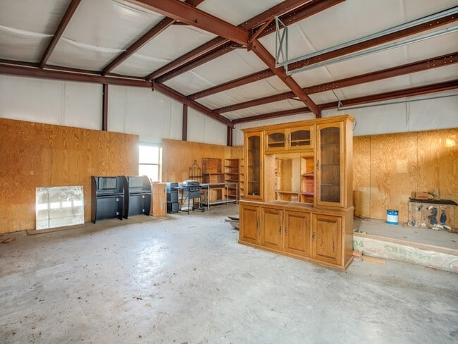 Building Photo - 4774 N Bonnie Brae St