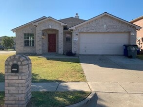 Building Photo - 1600 Jester Ct