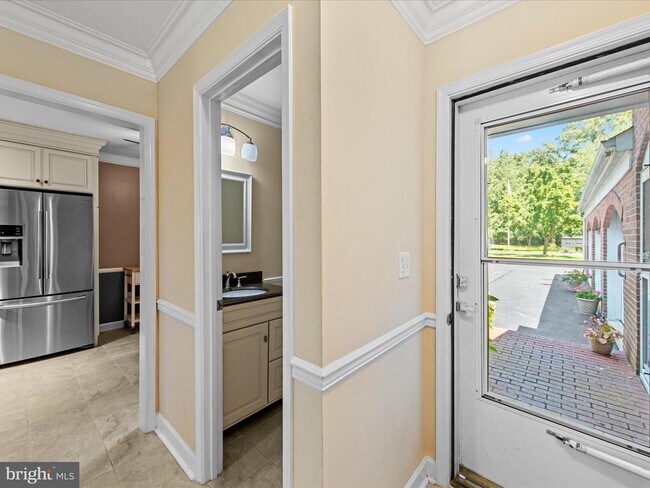 Foto del edificio - 24345 Widgeon Pl