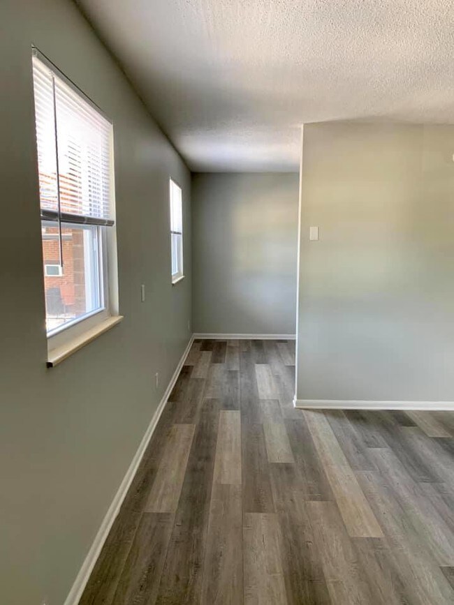 Building Photo - 2630 Larkwood Ln