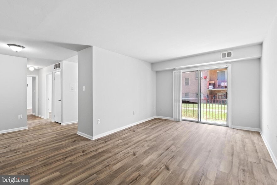 Photo - 225 43rd Road NE Unit