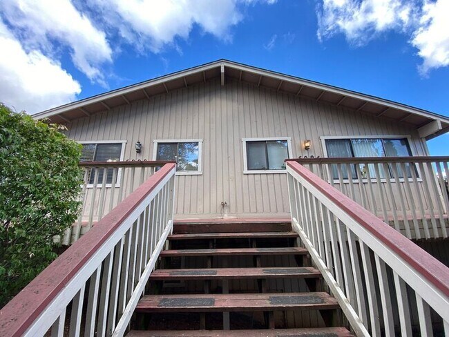 Building Photo - 6090 Fircrest St SE