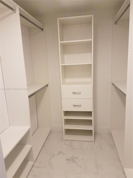 Foto del edificio - 488 NE 18th St