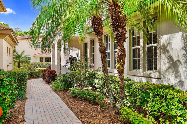 Foto del edificio - 113 Evergrene Pkwy