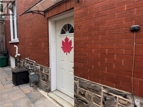 Building Photo - 71 Water St S
