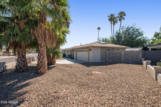 Foto del edificio - 1609 W Lawrence Rd