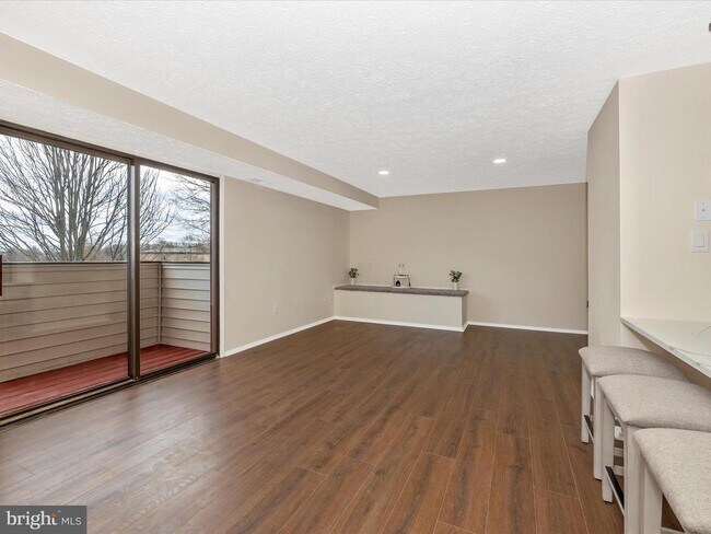 Building Photo - 531 Heather Ridge Dr