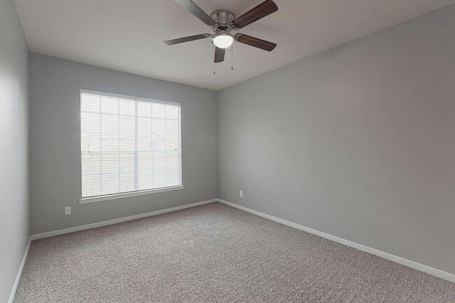 Interior Photo - The Club at Stablechase