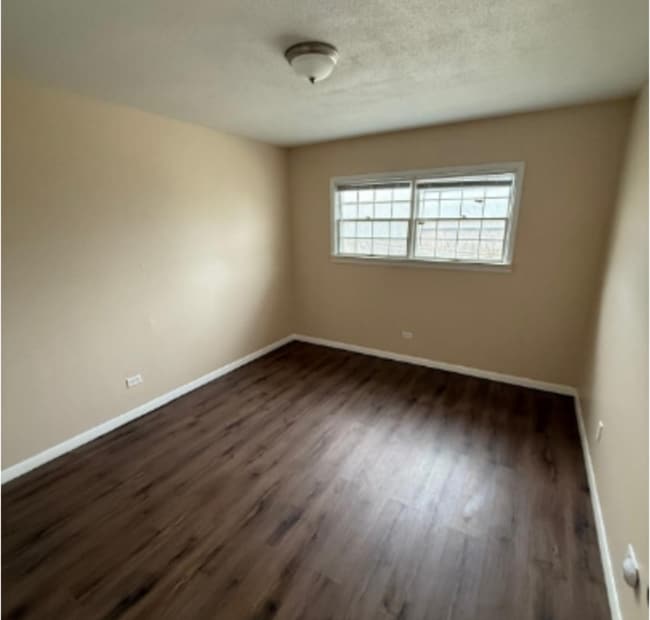 Building Photo - 117 S Elder Ln