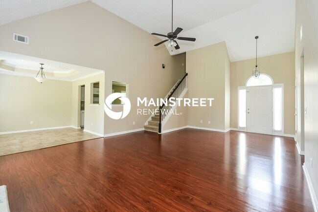 Foto del edificio - 4 Bedroom Pet-Friendly Home in Covington, GA with Main Street Renewal