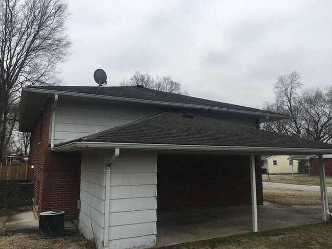 Foto del edificio - Duplex for rent in Belleville IL!