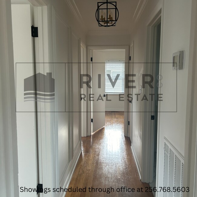 Foto del edificio - 909 Tyler Ave