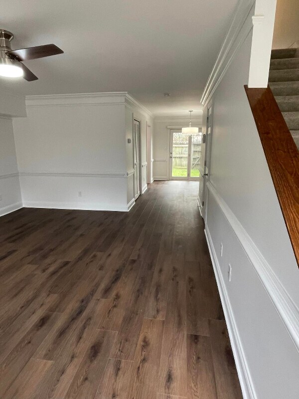 Primary Photo - 305 Katharine Ct W