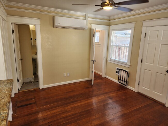 Foto del edificio - 223 Southlook Ave