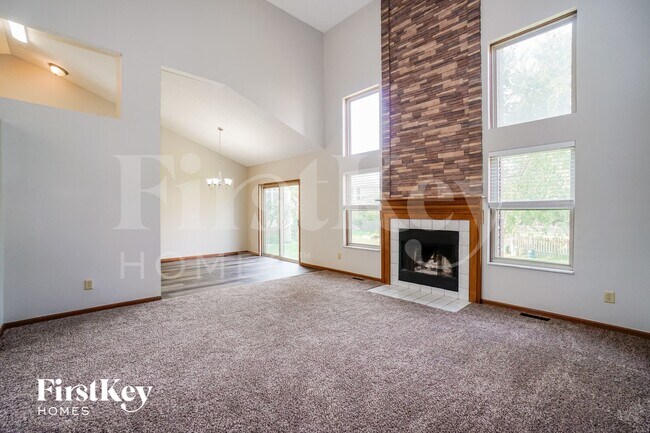 Foto del edificio - 1558 Royal Oak Dr