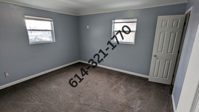 Building Photo - 1154 E 23rd Ave