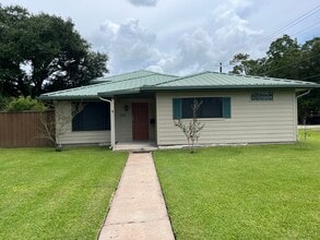 Building Photo - 238 McLemore Dr