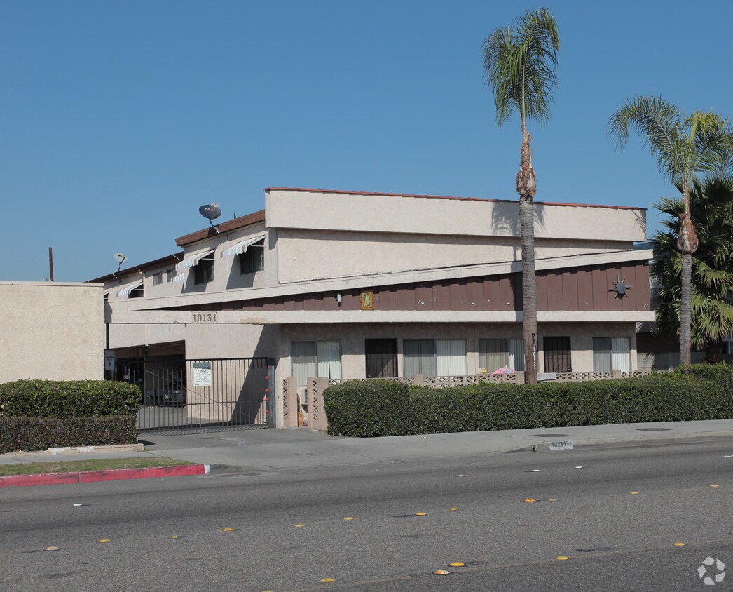 Primary Photo - 10131 Alondra Blvd